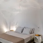 Villa Numa Santorini *