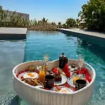 Numa Santorini Fira (Santorini)