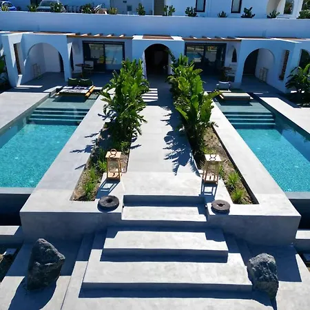 Numa Santorini Vila *