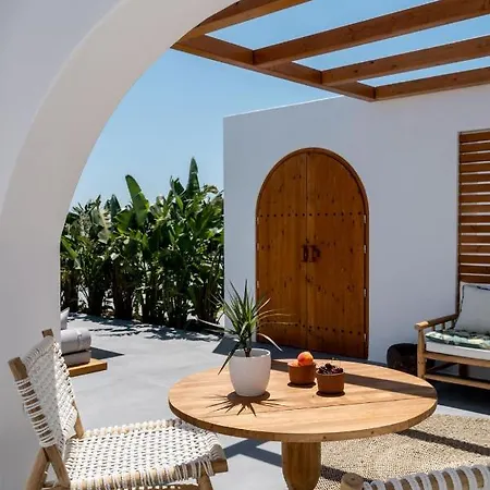 Vila Numa Santorini *