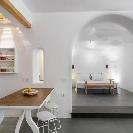 Numa Santorini ثيرا
