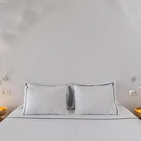 Vila Numa Santorini Fira (Santorini)