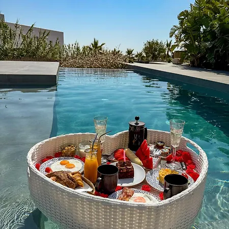 Numa Santorini Fira (Santorini)