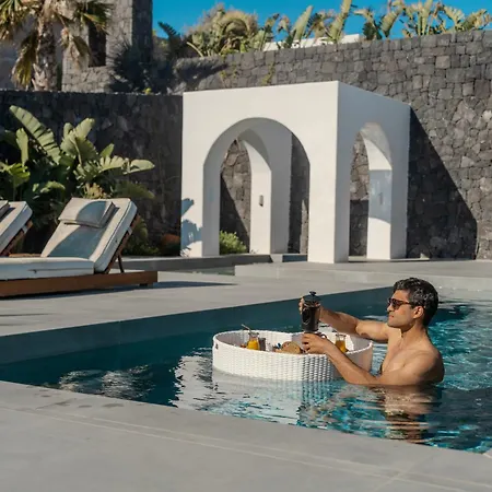 Numa Santorini * ثيرا