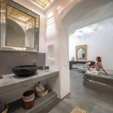 Numa Santorini Vila