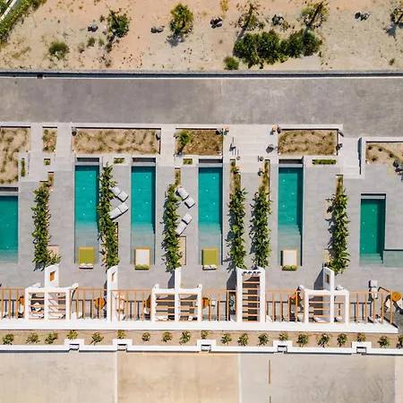 Numa Santorini Тира