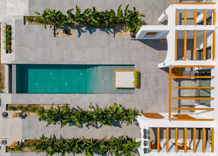 Numa Santorini Тира