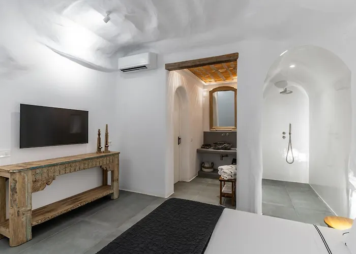 Numa Santorini Fira (Santorini)